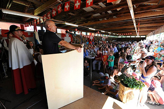 9422638679_f463965ee2_n